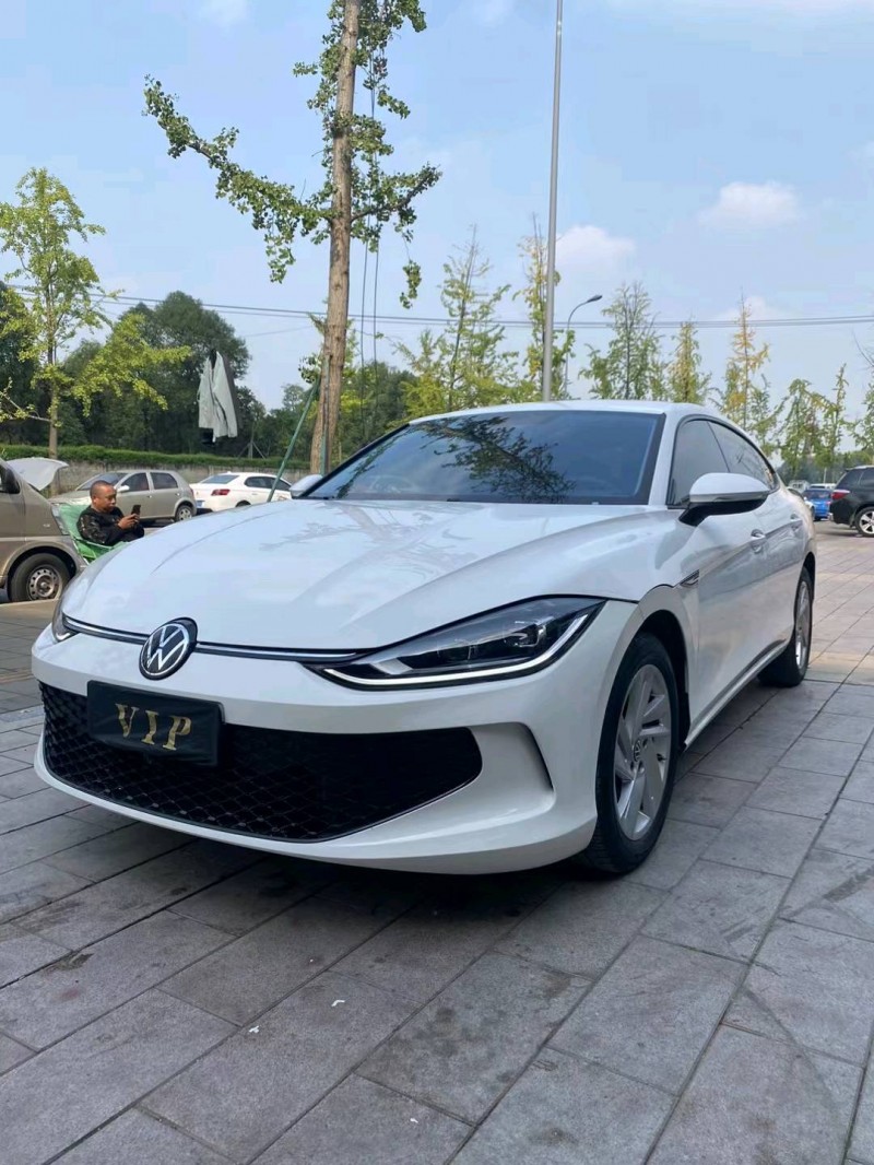 成都22年大众凌渡2