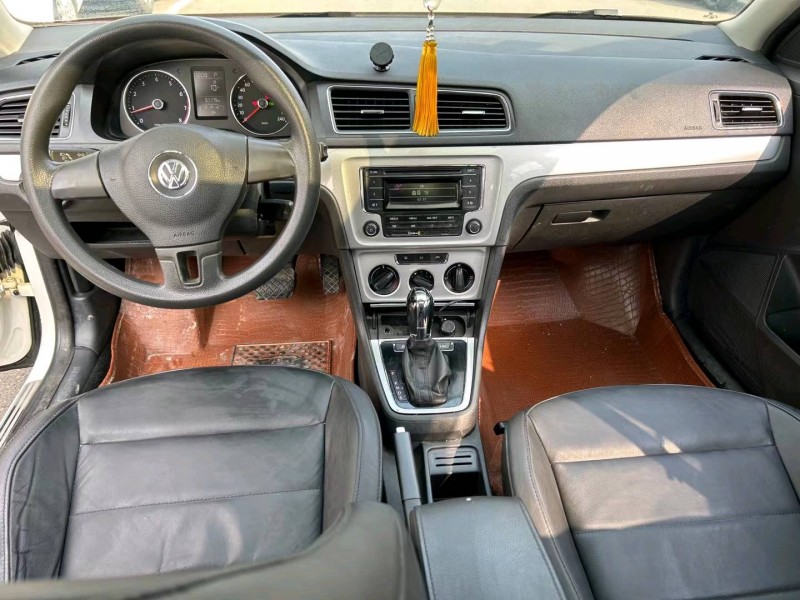 成都14年大众朗行5