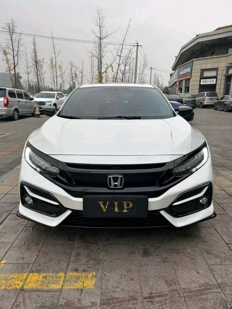 成都22年本田思域1