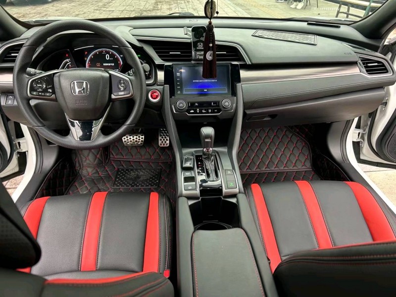 成都22年本田思域4