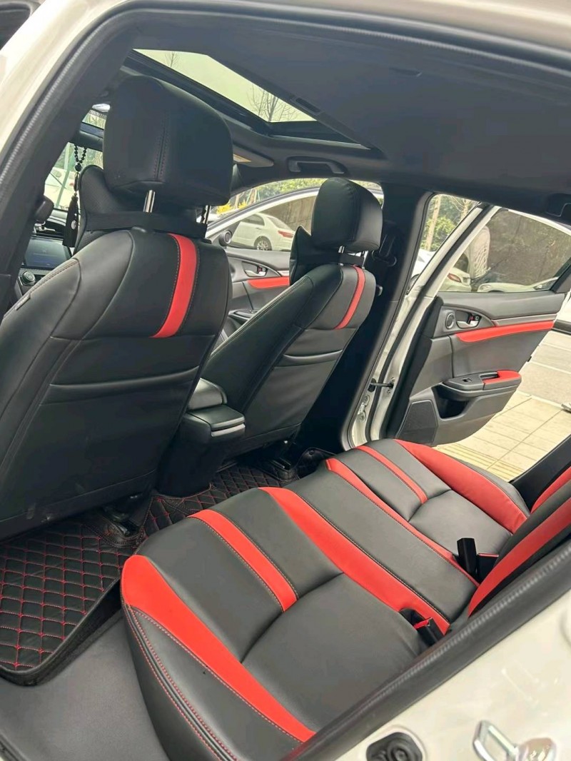 成都22年本田思域5