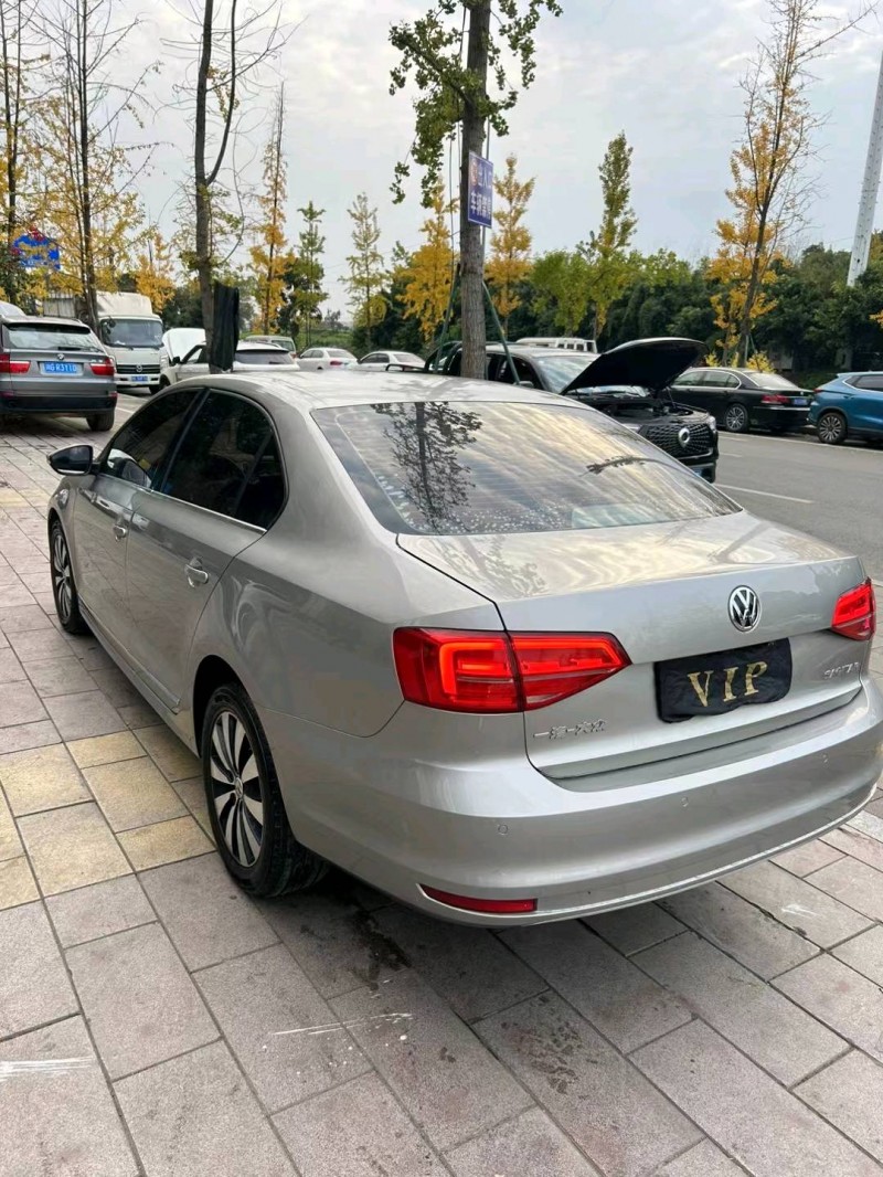 成都19年大众速腾8