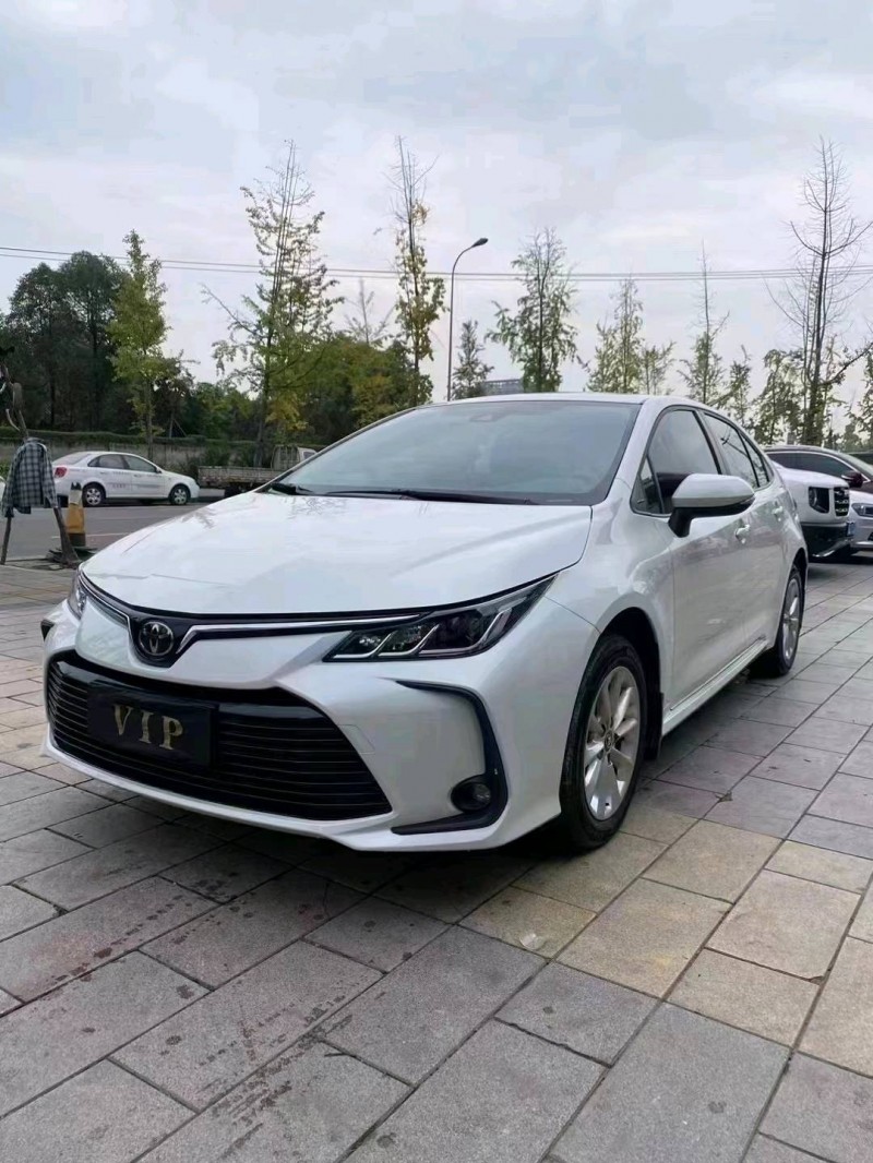 成都21年丰田卡罗拉3