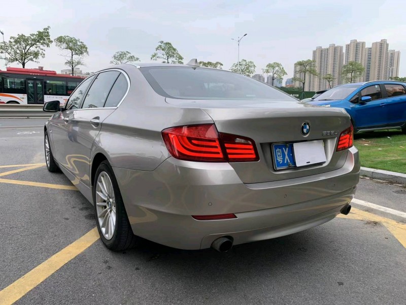 佛山13年宝马5系4