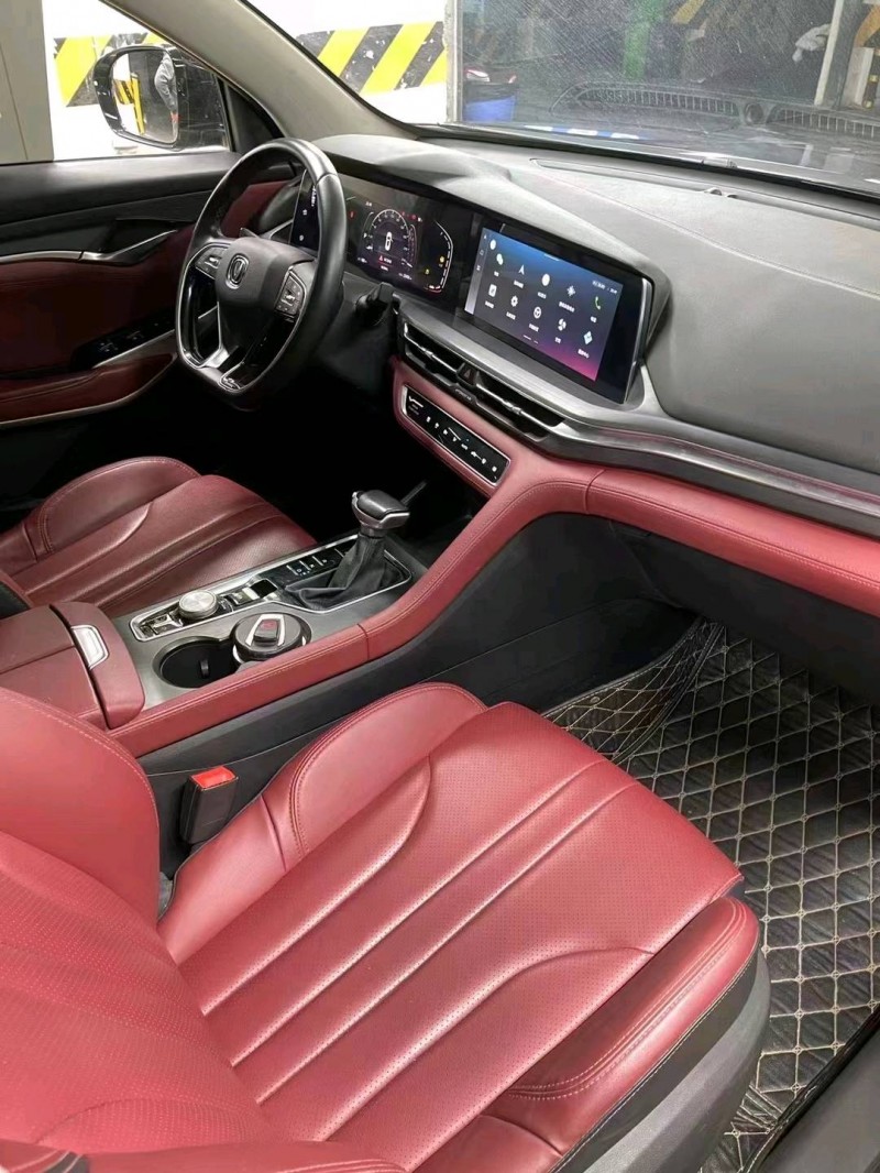 成都21年长安汽车CS758