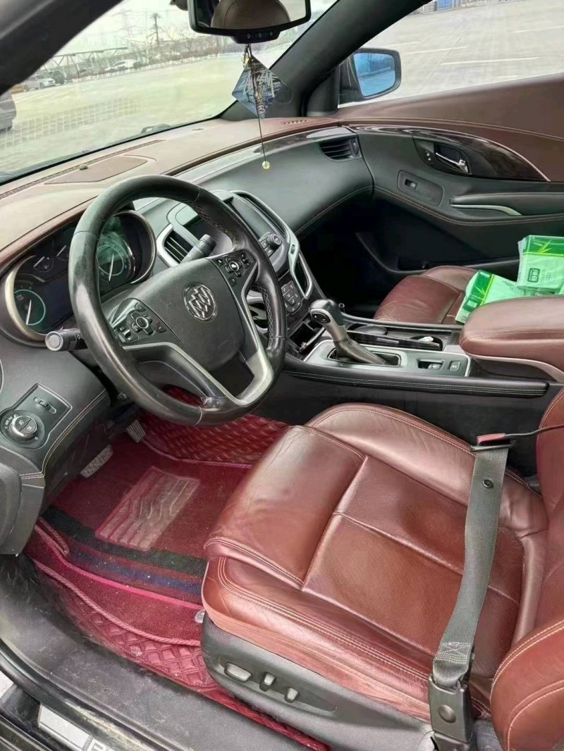 枣庄14年别克君越4