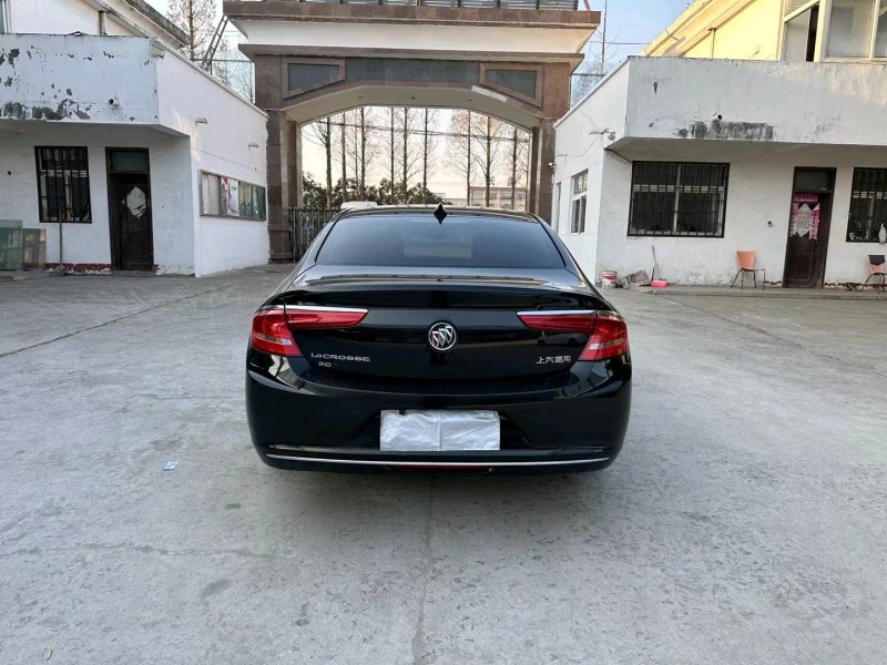 徐州18年别克君越9