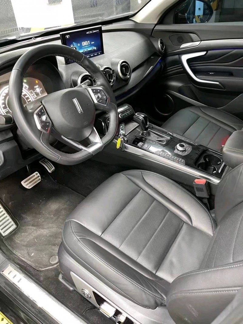 成都17年长城汽车WEY VV76