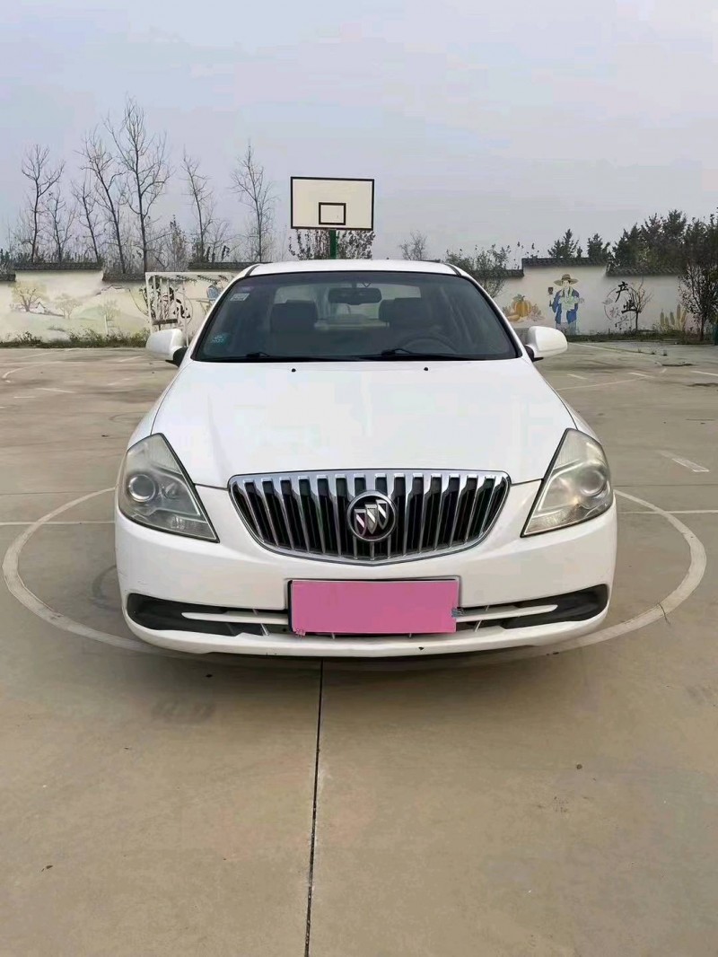 徐州17年别克凯越1