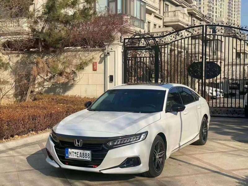 东营23年本田雅阁2