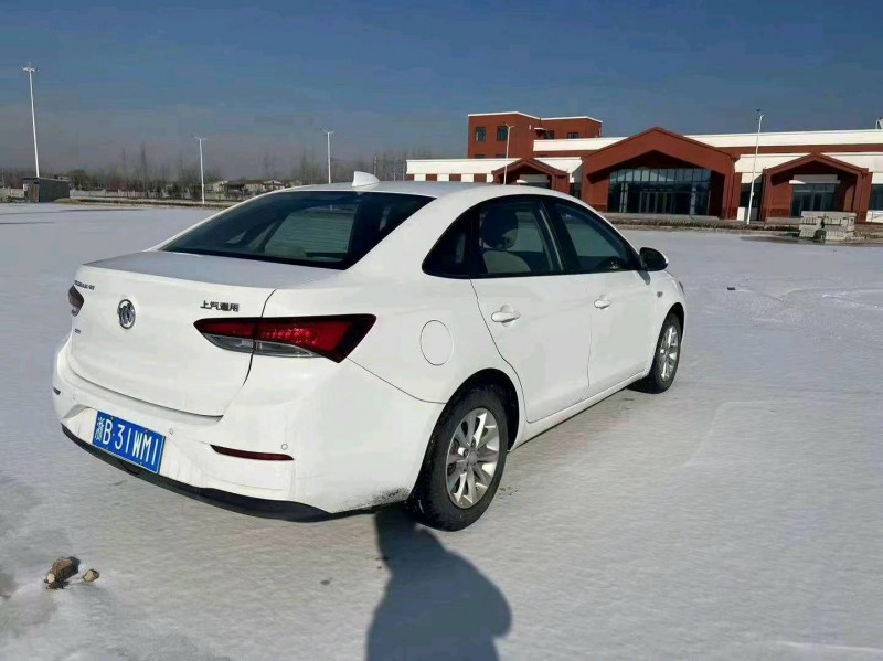 东营18年别克英朗5