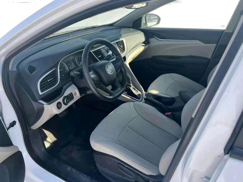 东营18年别克英朗9