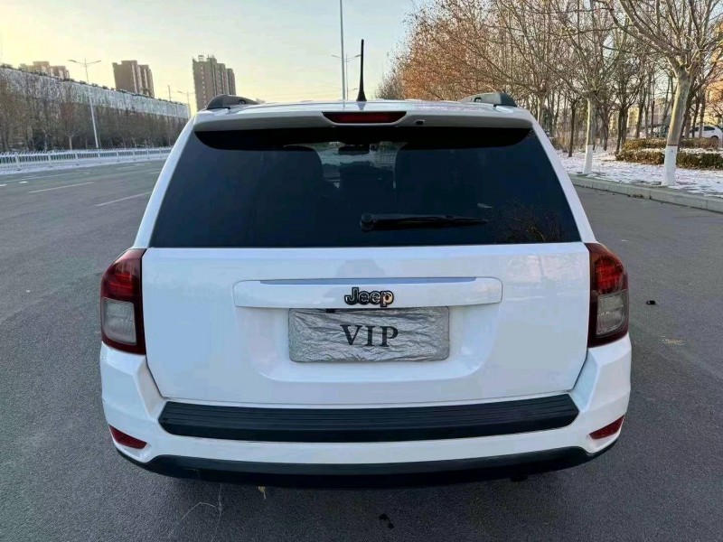 枣庄14年Jeep指南者3