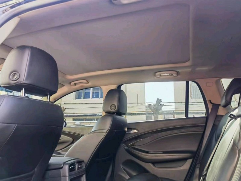 保定20年别克昂科威8