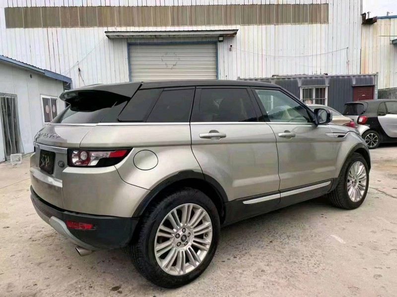 淄博13年路虎极光8