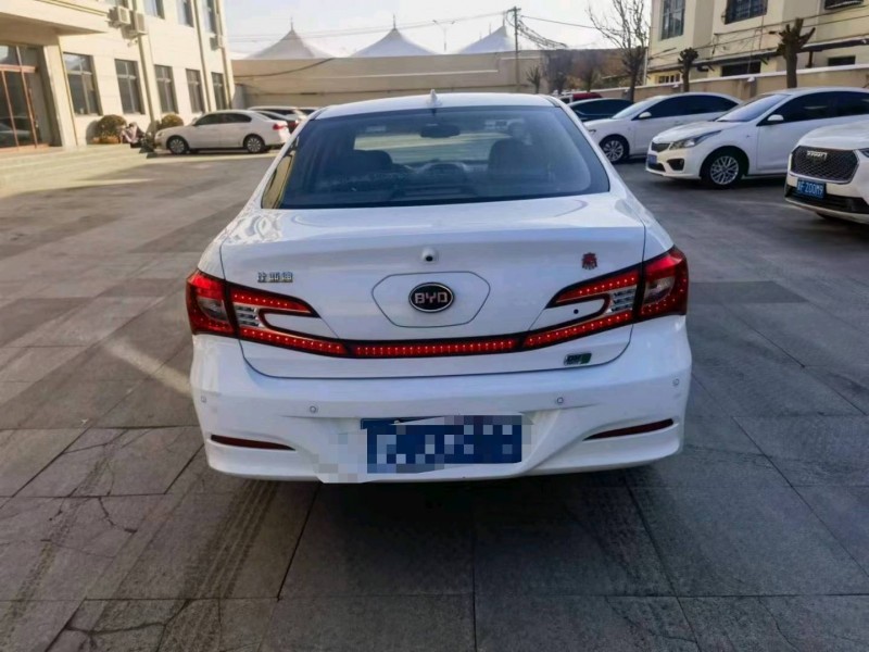 保定17年比亚迪秦9