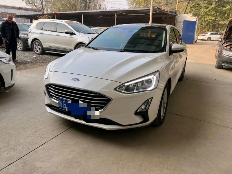 保定19年福特福克斯2