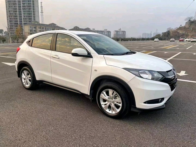 宜昌19年本田缤智2