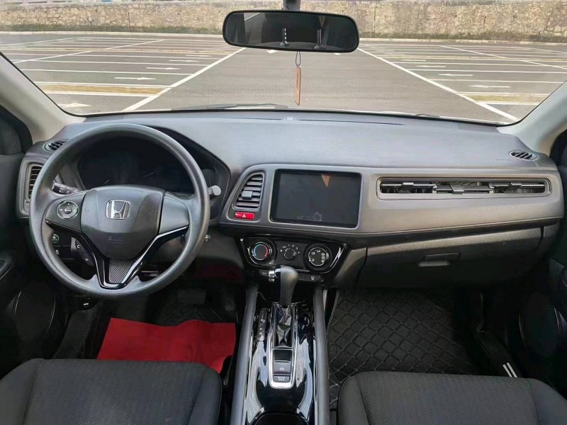 宜昌19年本田缤智6