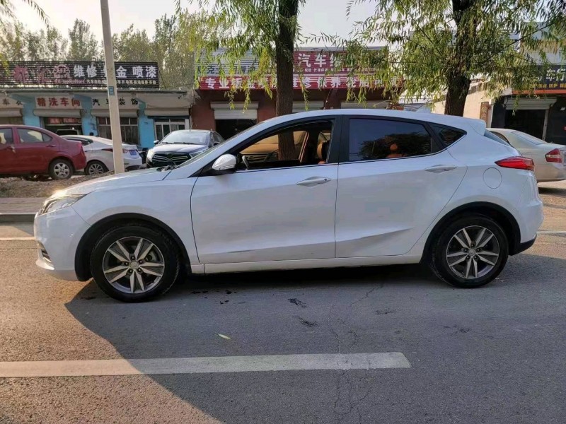 枣庄16年长安汽车逸动3