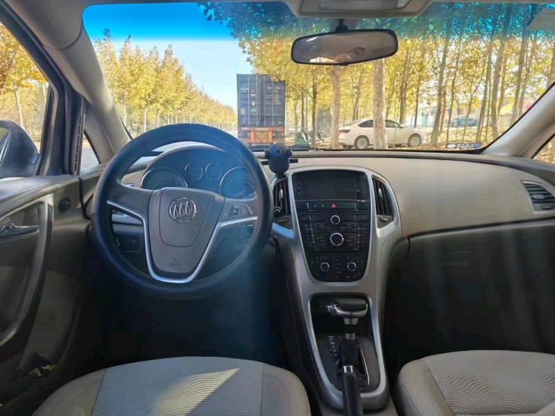 枣庄14年别克英朗GT5