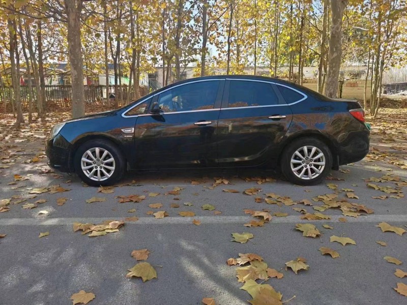 枣庄14年别克英朗GT7