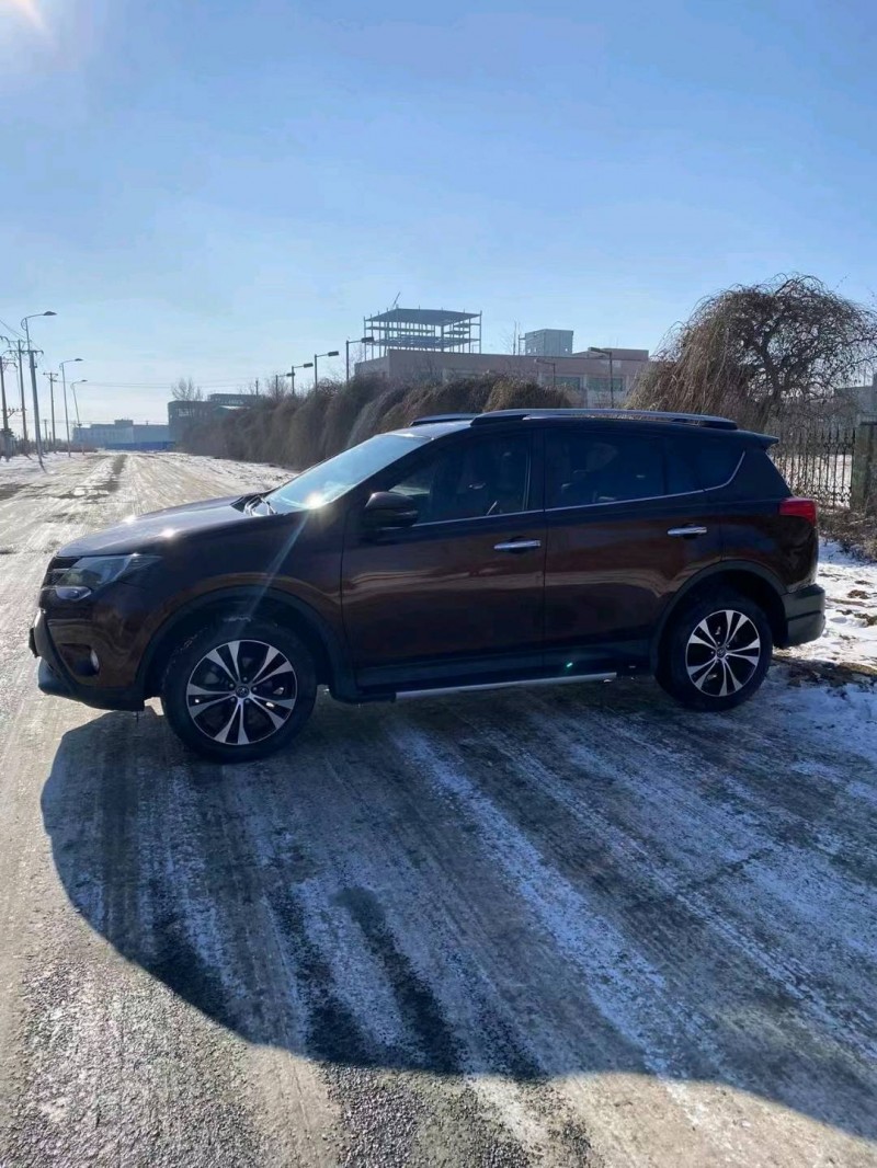 沈阳15年丰田RAV4荣放6