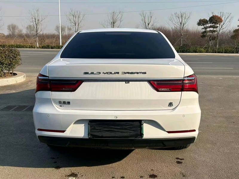 青岛23年比亚迪秦5