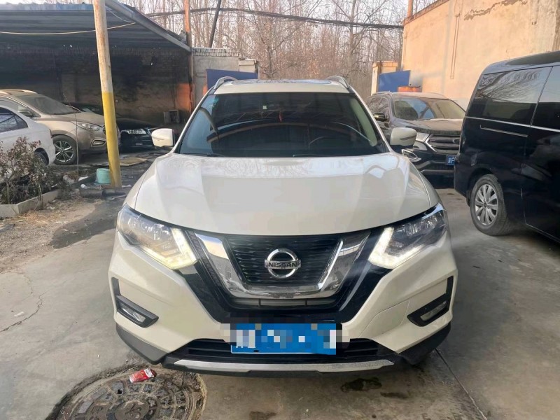 保定18年日产奇骏1