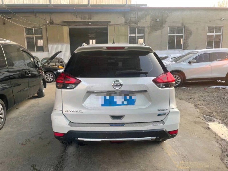 保定18年日产奇骏9