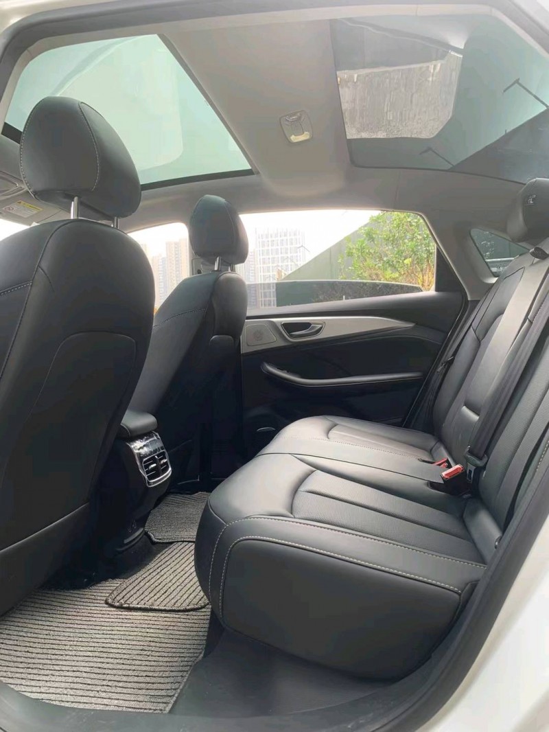 佛山22年荣威i68