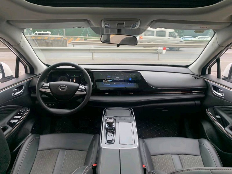 佛山23年传祺埃安S7