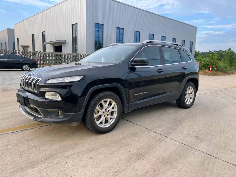 徐州16年Jeep自由光2