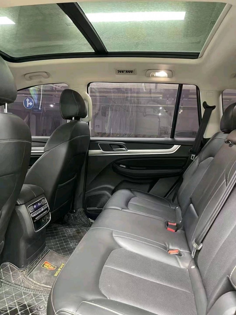 成都22年荣威RX87