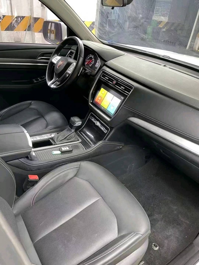 成都22年荣威RX88