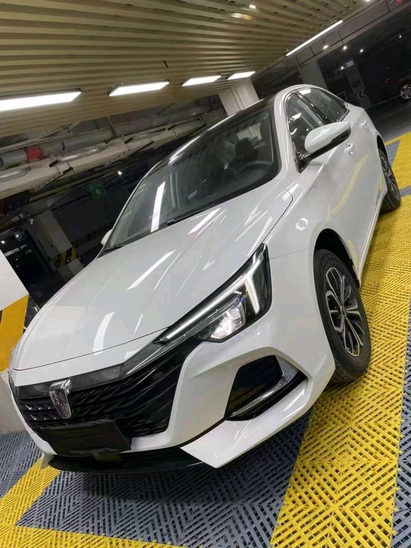 成都23年荣威i62