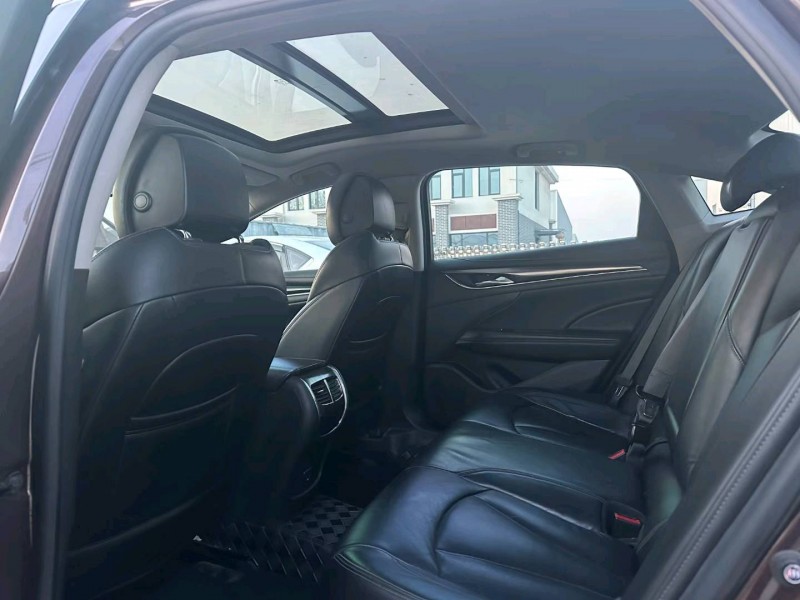 徐州18年别克君越5