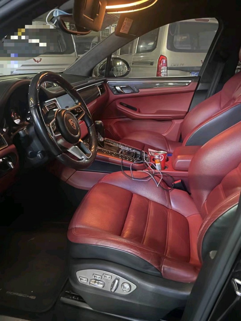 珠海17年保时捷Macan4