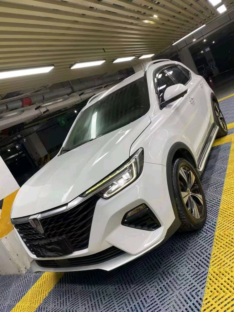 成都20年荣威RX52