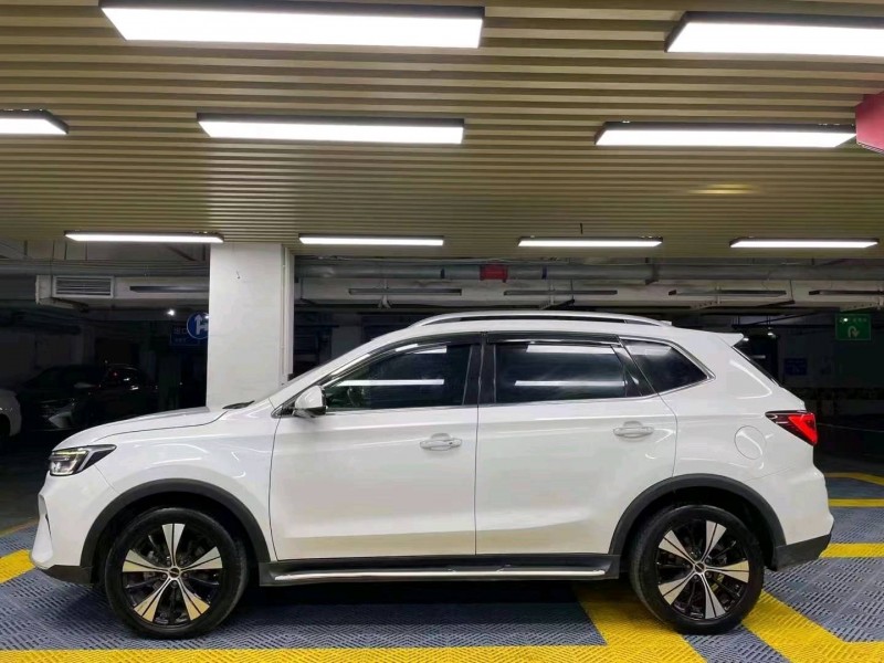 成都20年荣威RX53