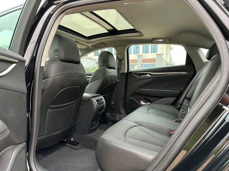 徐州22年别克君越5