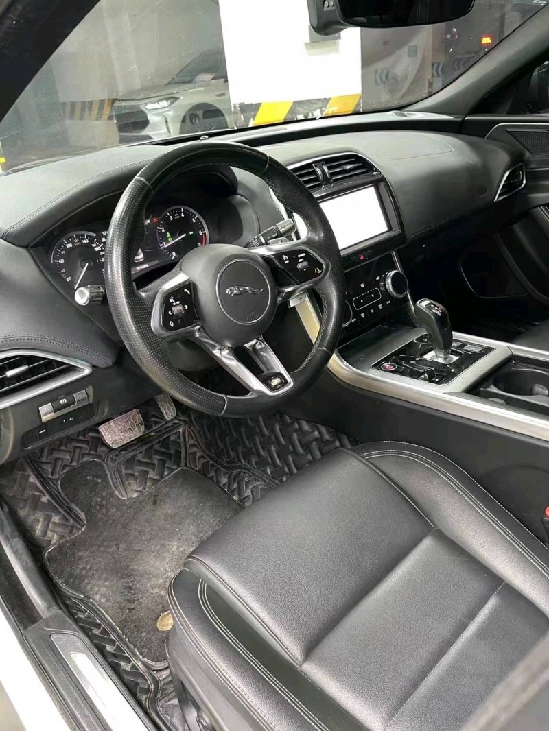 成都20年捷豹XEL5