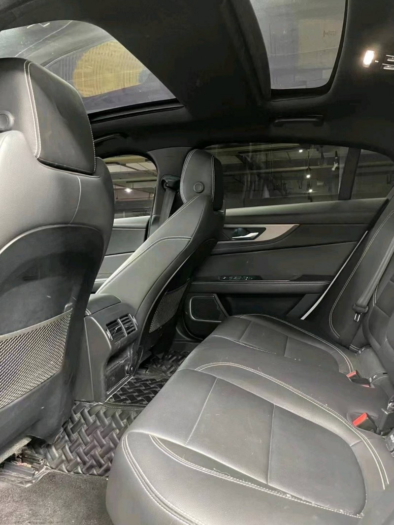 成都20年捷豹XEL7