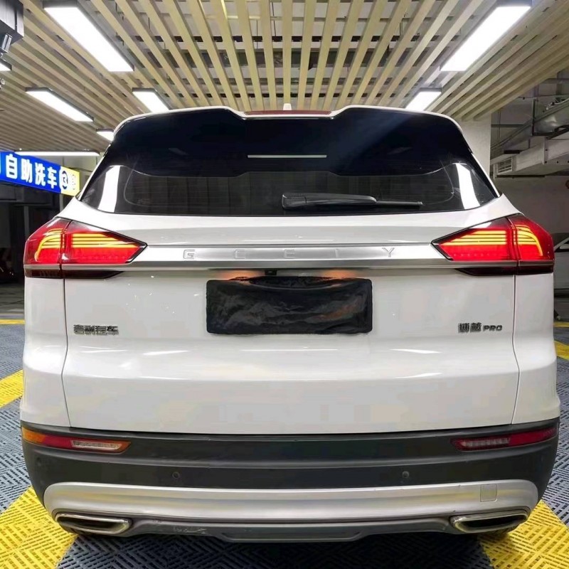 成都20年吉利博越4