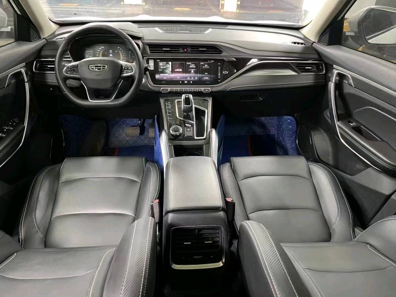 成都20年吉利博越9