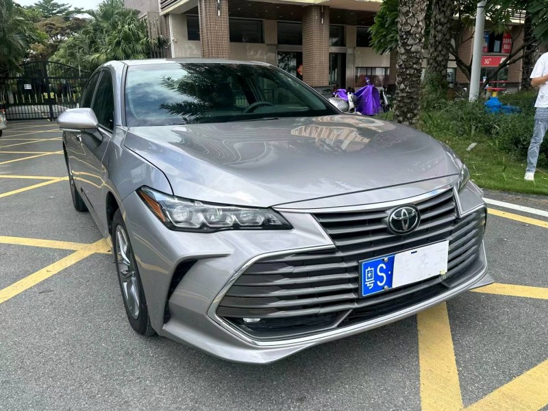 佛山21年丰田亚洲龙3