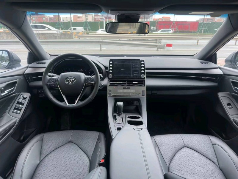 佛山21年丰田亚洲龙8