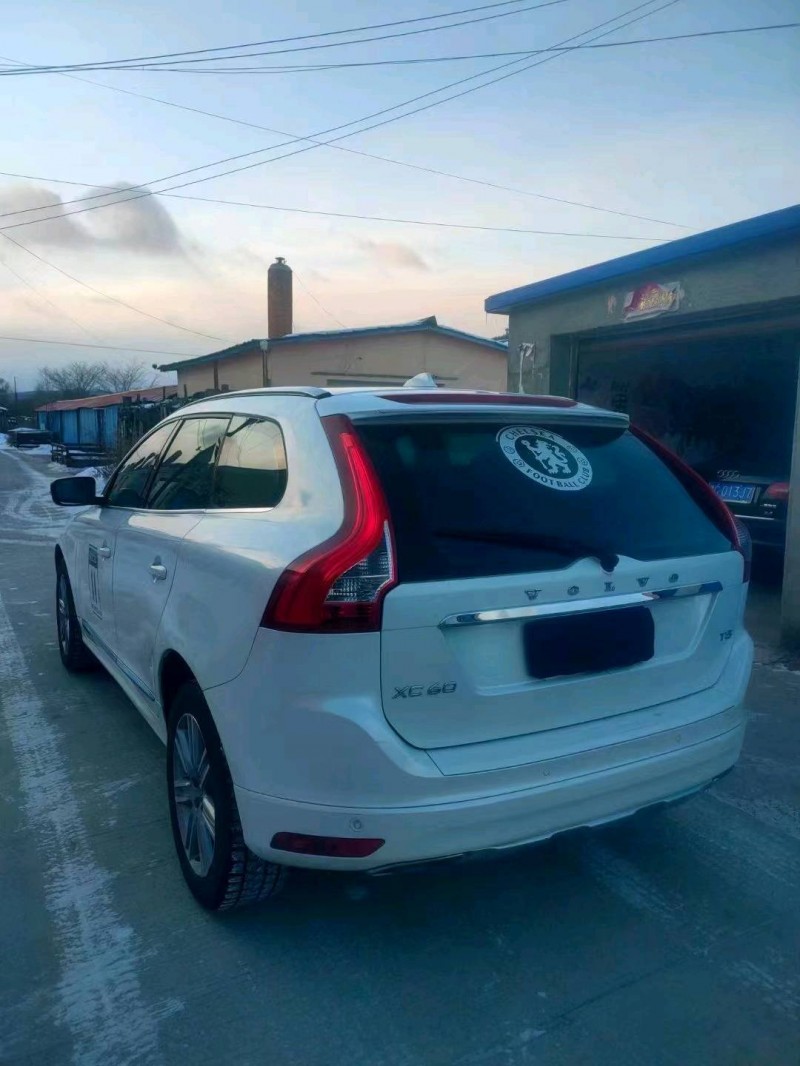 枣庄16年沃尔沃XC609