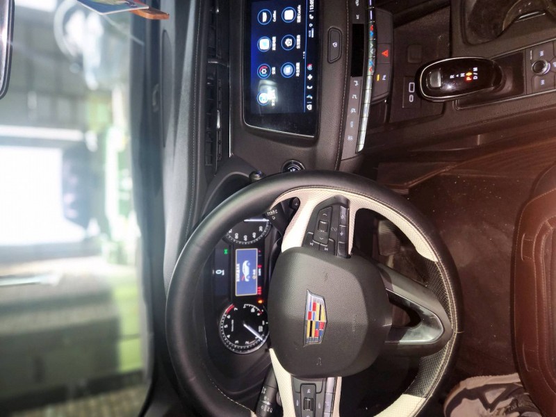 保定21年凯迪拉克XT48