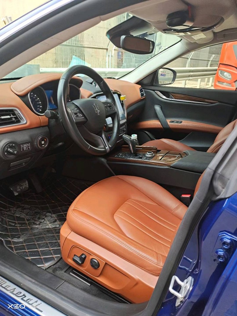 佛山20年玛莎拉蒂Ghibli5